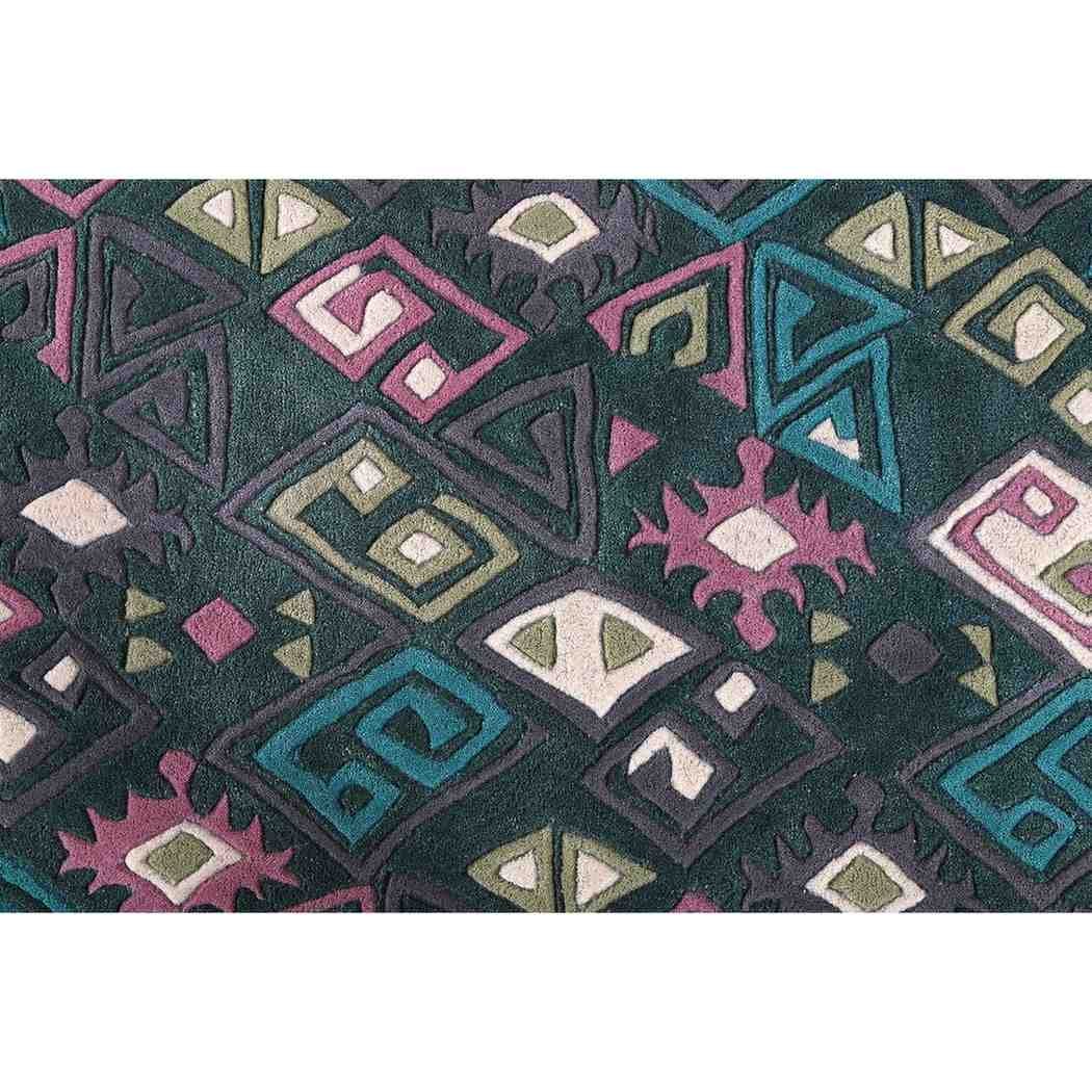 Exquisite Handcrafted Tufted Rug – A Luxurious Addition to Your Home 9 Exquisite Handcrafted Tufted Rug – A Luxurious Addition to Your Home - Image 4