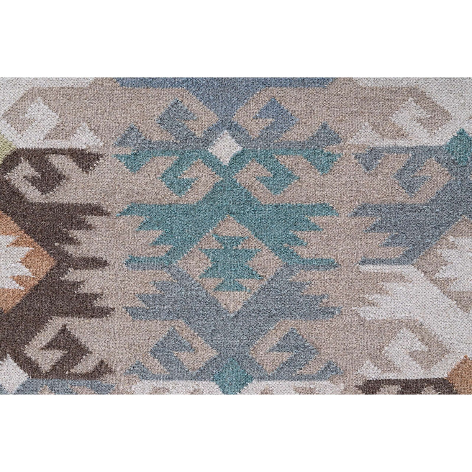Handcrafted Hand-Woven Rug – An Elegant Addition to Your Home – 4x6 8 Handcrafted Hand-Woven Rug – An Elegant Addition to Your Home – 4x6 - Image 3
